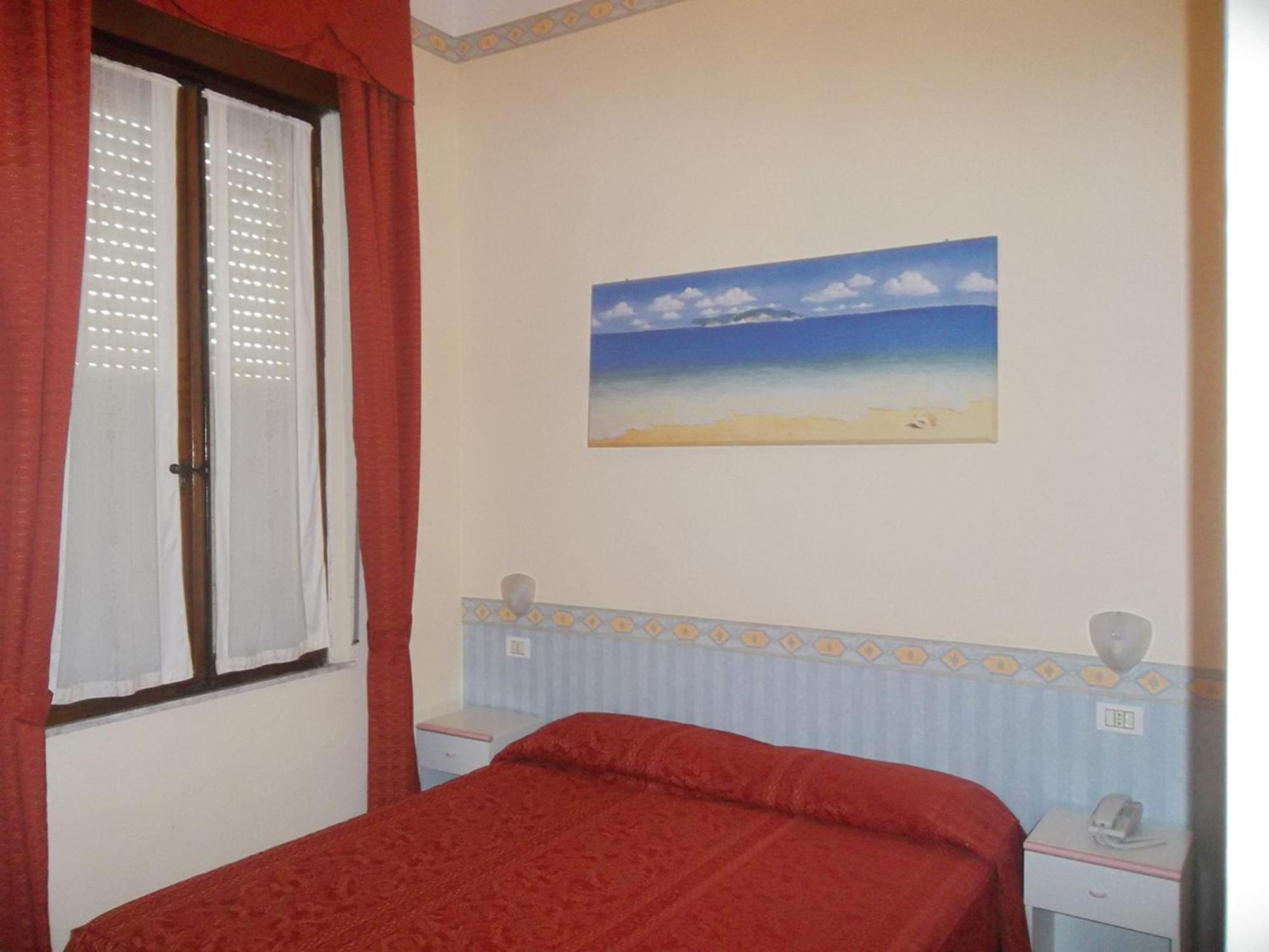 Hotel Lo Squalo Grottammare Szoba fotó