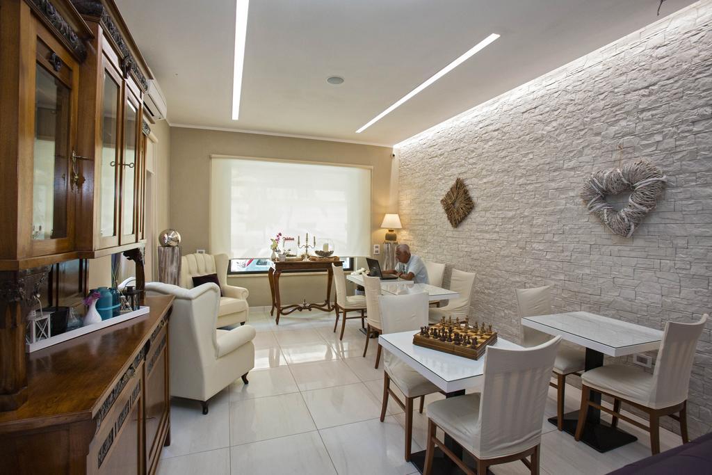Hotel Lo Squalo Grottammare Kültér fotó
